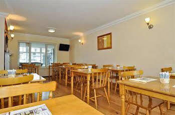Amber Lodge Budget Accommodation Galway Extérieur photo